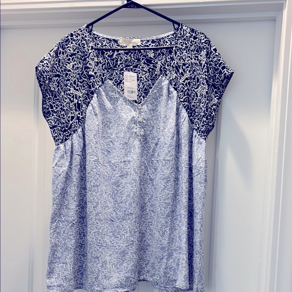 NWT Suzanne Betro Weekend 1X Contrast V-Neck Tunic Top Original Price $77